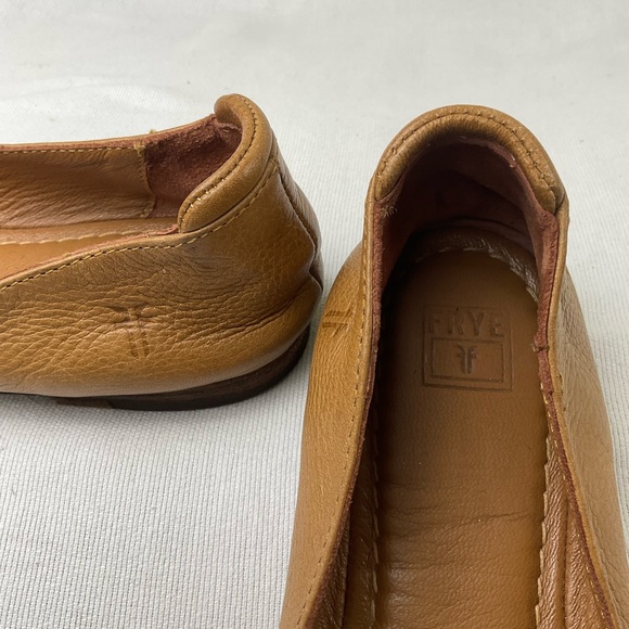 Frye Tan Leather Round Toe Flats - Women’s Size 9.5B - Picture 7 of 10